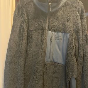 Men’s Mountain Hardware Jacket